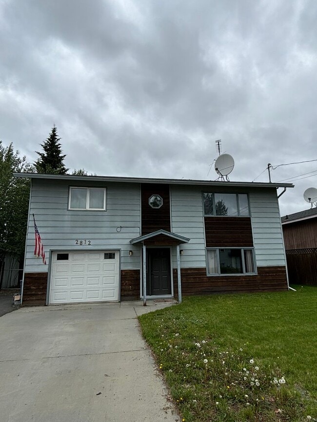 Building Photo - 2812 Gillam Way