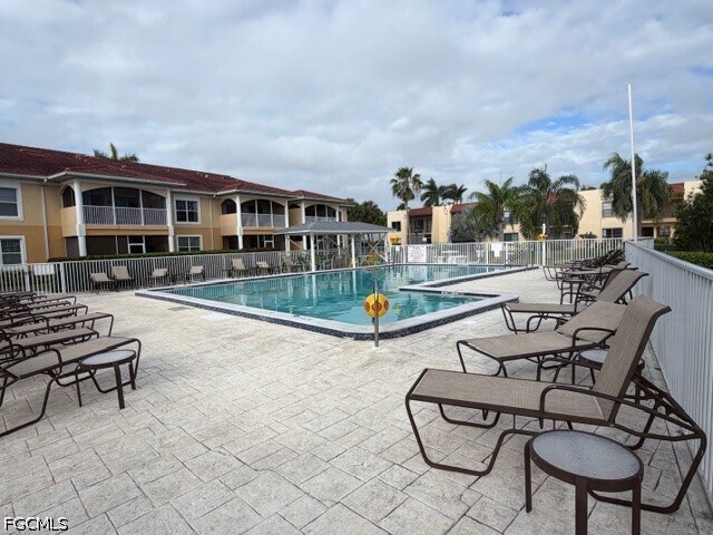 Foto del edificio - 12481 McGregor Blvd