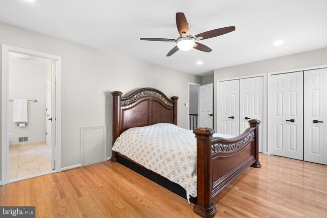 Foto del edificio - 19 Saddleview Ct