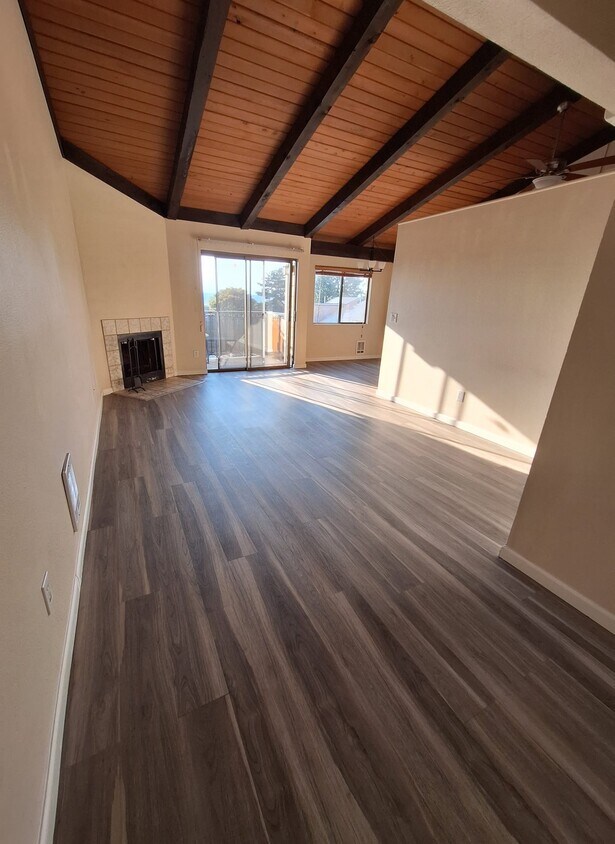 Foto principal - 2020 Grant Ave S
