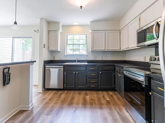 Foto del edificio - 3276 Heathstead Place