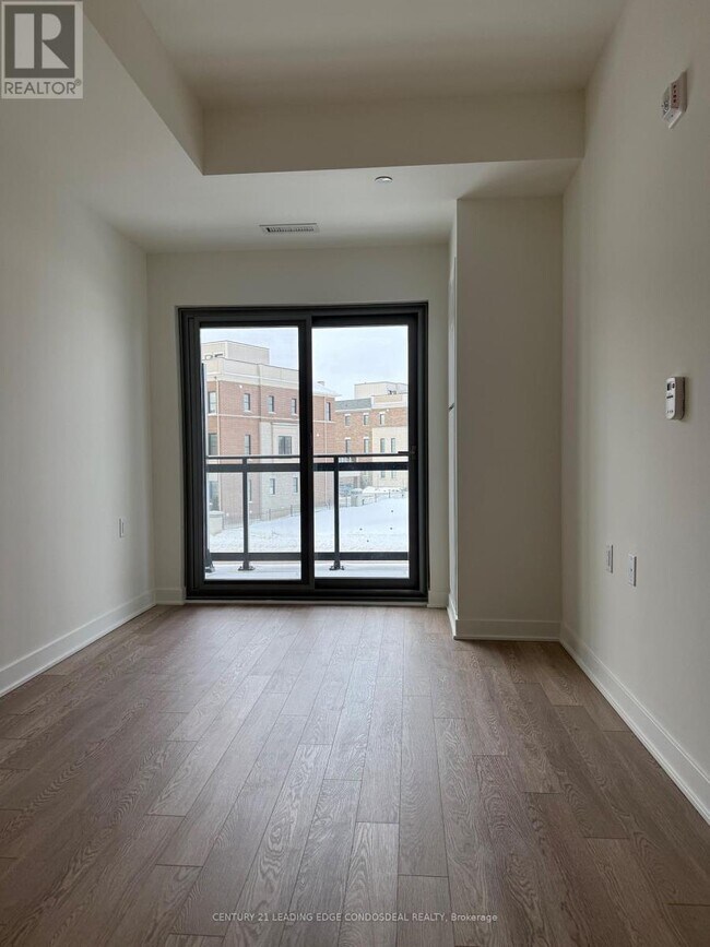 Photo du bâtiment - 51 Clarington Blvd