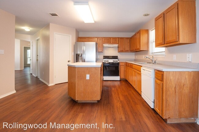 Building Photo - 4 br, 2 bath House - 803 Mountain Ridge Drive