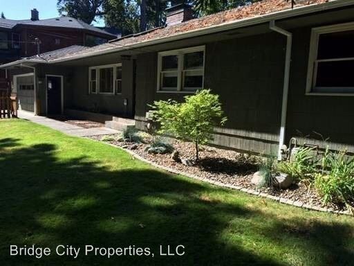 Foto del edificio - 14815 SE River Forest Dr