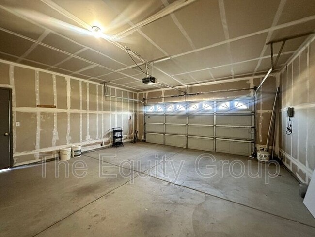 Foto del edificio - 1188 Bradley Ct