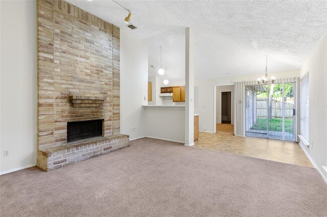 Building Photo - 5212 Beaverbrook Dr