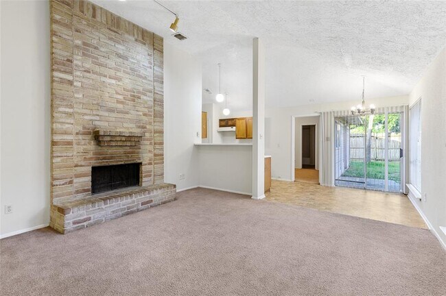 Foto del edificio - 5212 Beaverbrook Dr