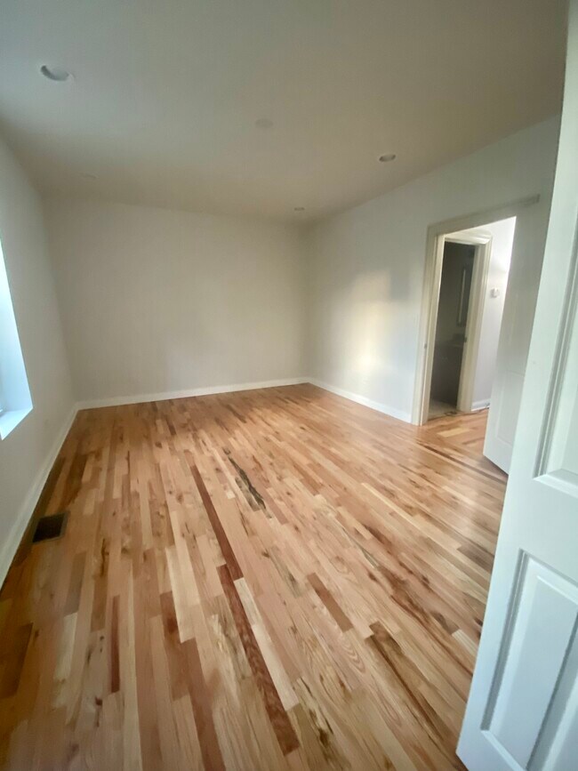 Foto del edificio - 1620 N Rockwell St