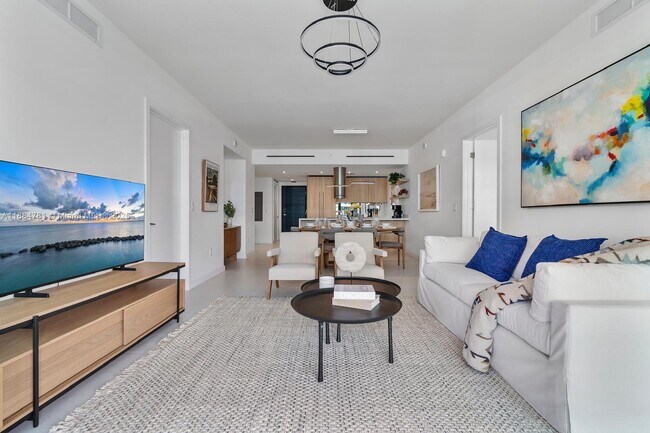 Foto del edificio - 9901 W Bay Harbor Dr