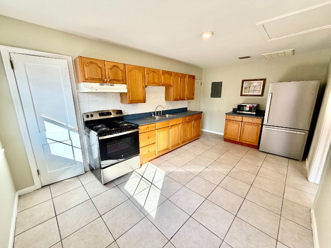 Foto del edificio - 1843 Hubbard St