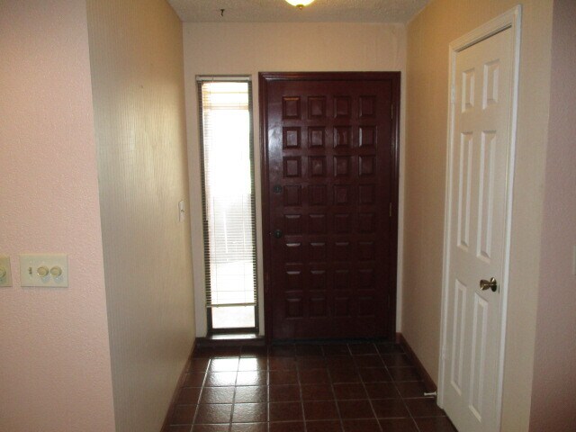 Foto del edificio - 8021 NW 104th St