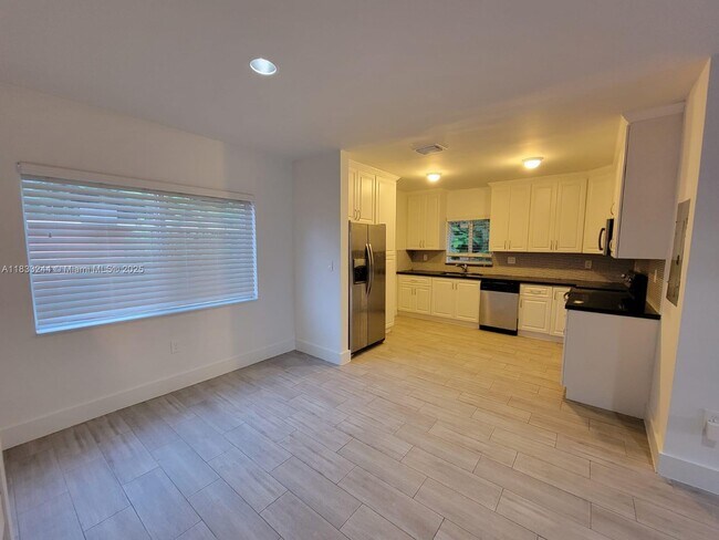 Foto del edificio - 6515 NW 1st Pl