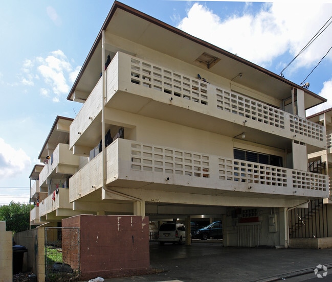 Building Photo - 94-305 Pupuole St