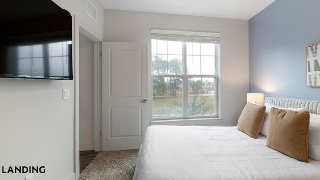 Foto del edificio - 5885 Lakehurst Dr