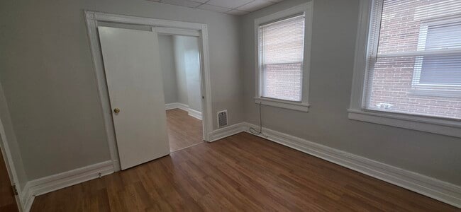 Foto del edificio - 382 Bond St