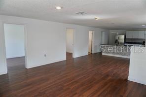 Foto del edificio - 516 W 7th St
