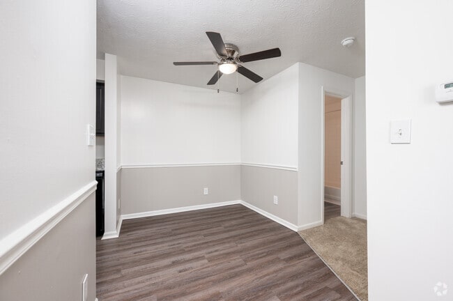 1BR, 1BA - 650SF - Dining Room - Loper Commons