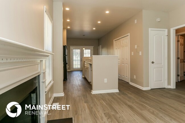 Building Photo - 1011 Parsons St SW