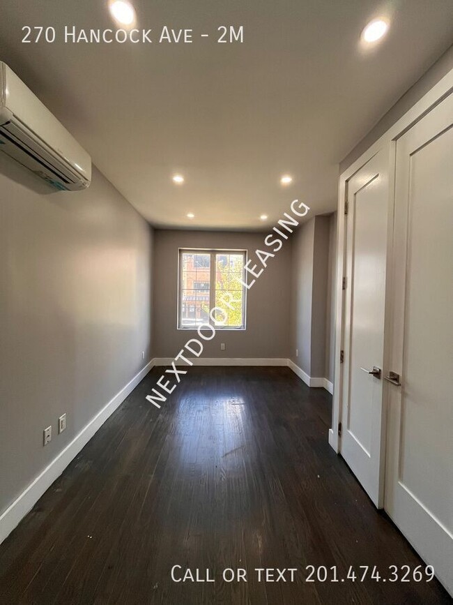 Foto del edificio - 270 Hancock Ave