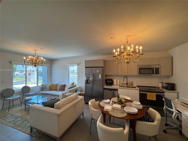 Building Photo - 2561 NE 193rd St