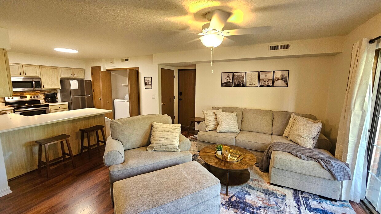 Foto principal - 501 Kimberlite St