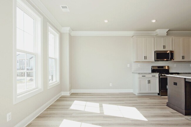 Foto del edificio - Dog-Friendly Townhome in Crozet's Glenbrook Neighborhood