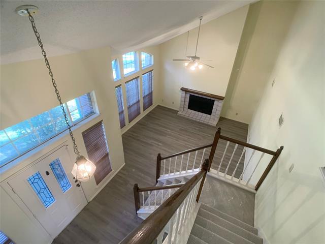 Building Photo - 1809 Crescent Creek Ln