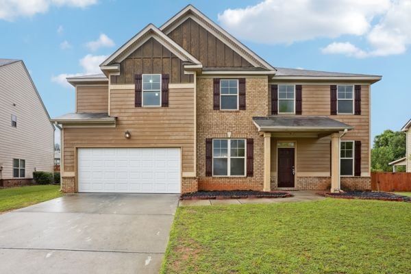Building Photo - 90 Oakwood Dr
