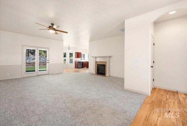 Foto del edificio - 850 W Heather Woods Dr