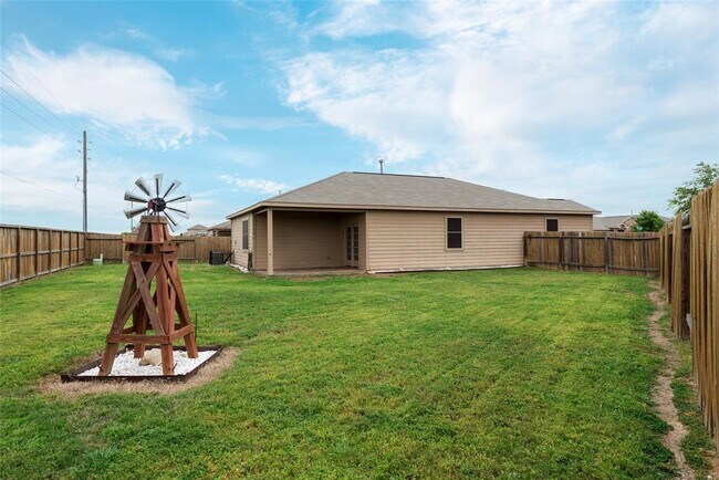 Building Photo - 16103 Duck Tail Ln