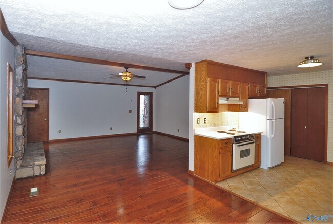 Foto del edificio - 1071 Sandy Springs Rd NW