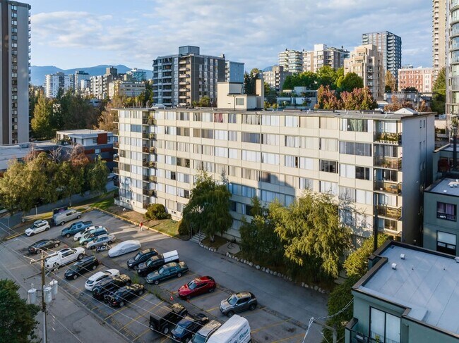Building Photo - Barafield
