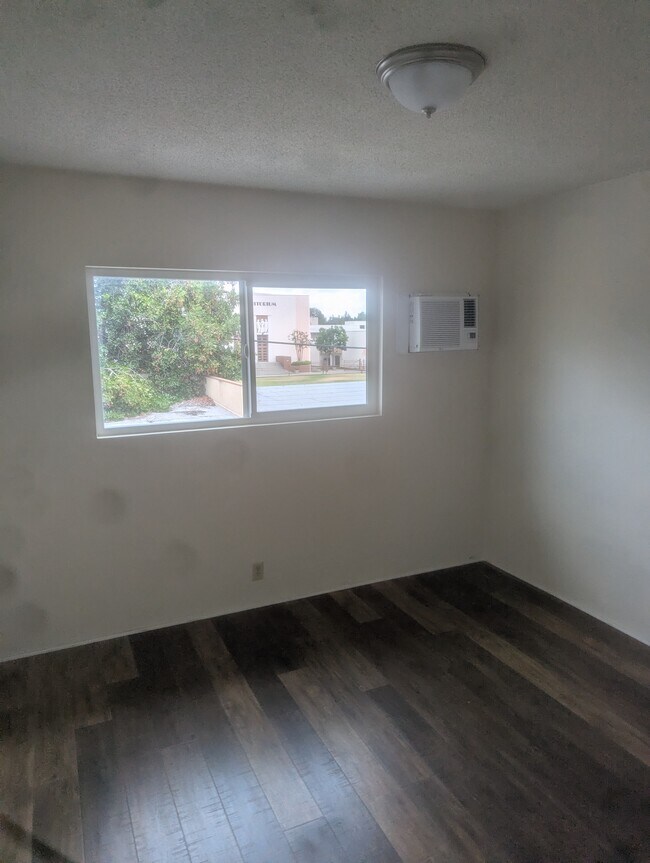 Dormitorio 1 - 1311 Lyndon St