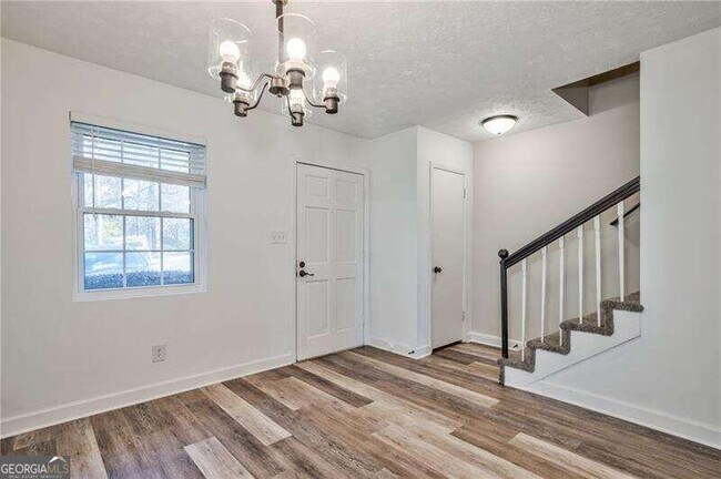 Foto del edificio - 3133 Reeves St