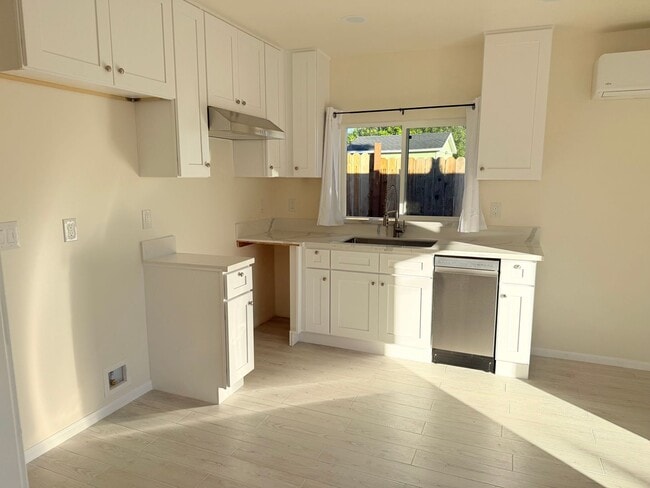 Photo - Dalton Apartment