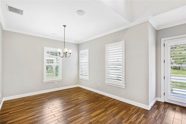 Building Photo - 13907 Lake Fishhawk Dr