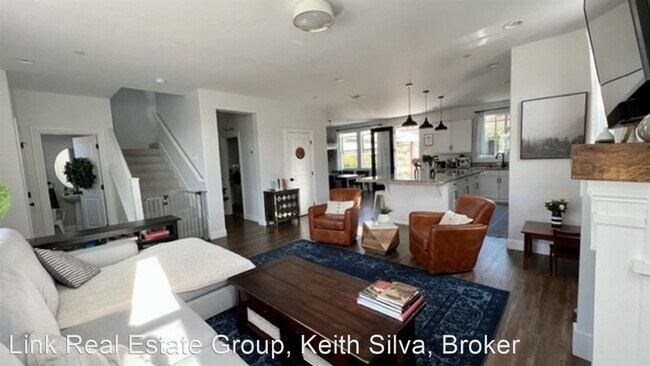 Foto del edificio - 3 br, 2 bath House - 457 Junipero Way