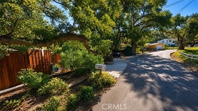 Building Photo - 456 S Skyline Dr