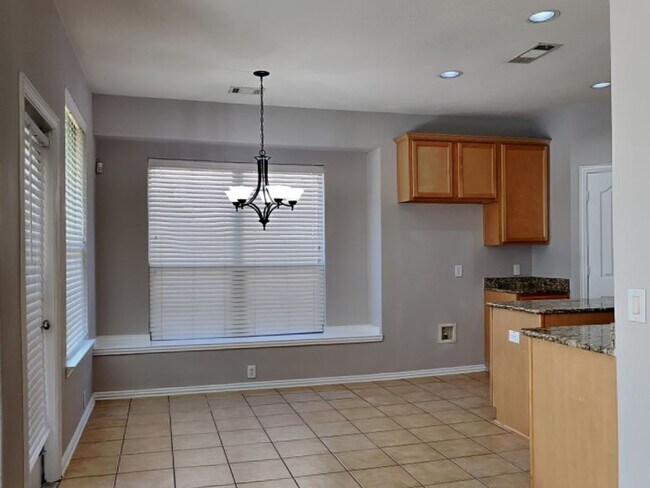 Foto del edificio - Captivating home in Crescent Springs Ranch!