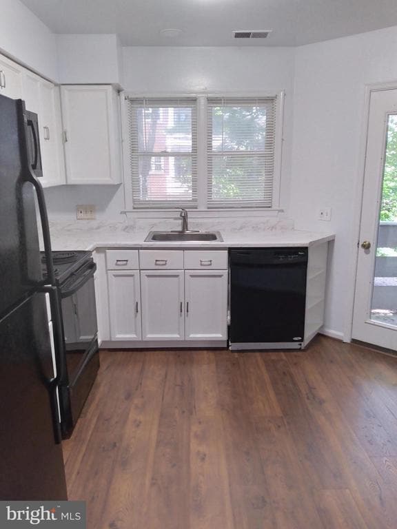 Foto del edificio - 3152 Covewood Ct