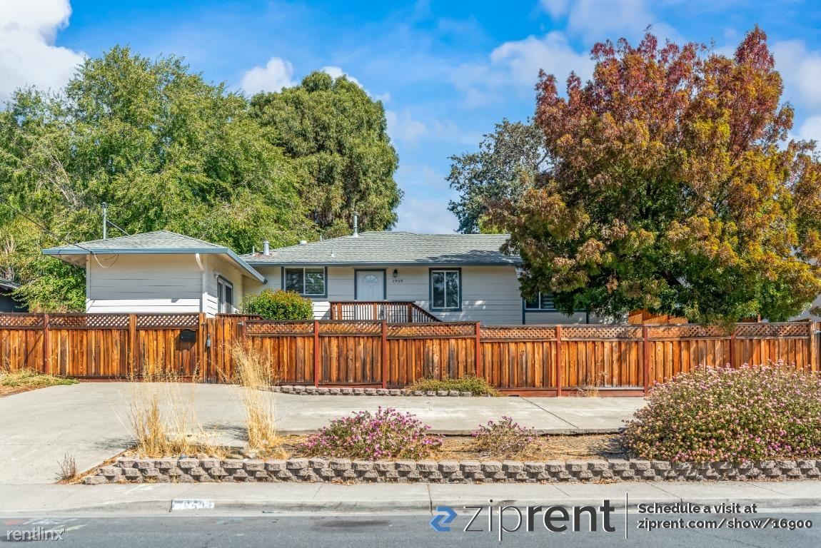 Primary Photo - 4 br, 3 bath House - 1959 Solano Way, Conc...