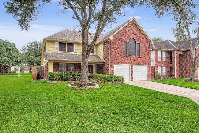 Foto del edificio - 2126 Highland Bay Ct