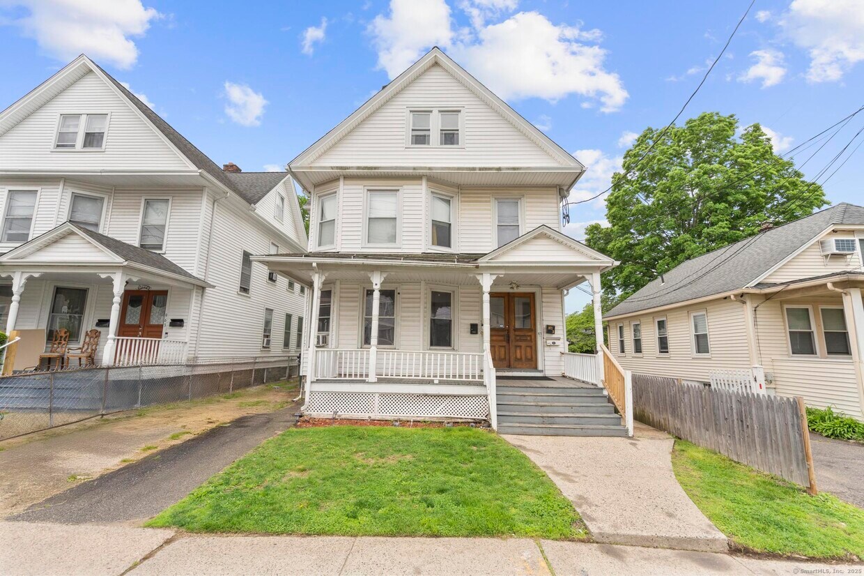 Foto principal - 969 Wood Ave