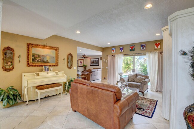 Foto del edificio - 10645 Wheelhouse Cir
