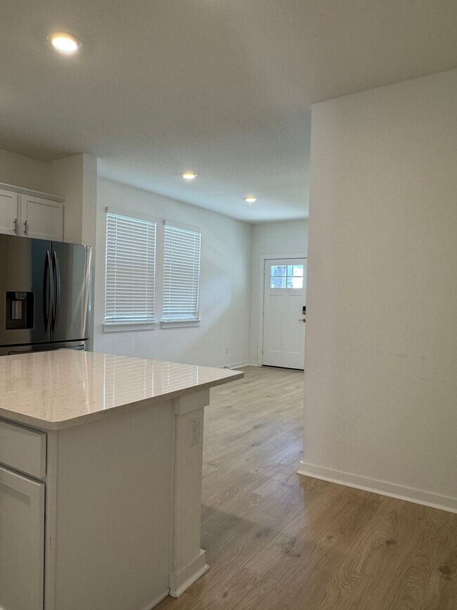 Foto del edificio - 2516 Liam Aurora Ln
