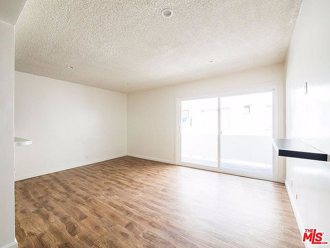 Foto del edificio - 255 N Union Ave