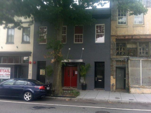 Primary Photo - 1318 9th St NW