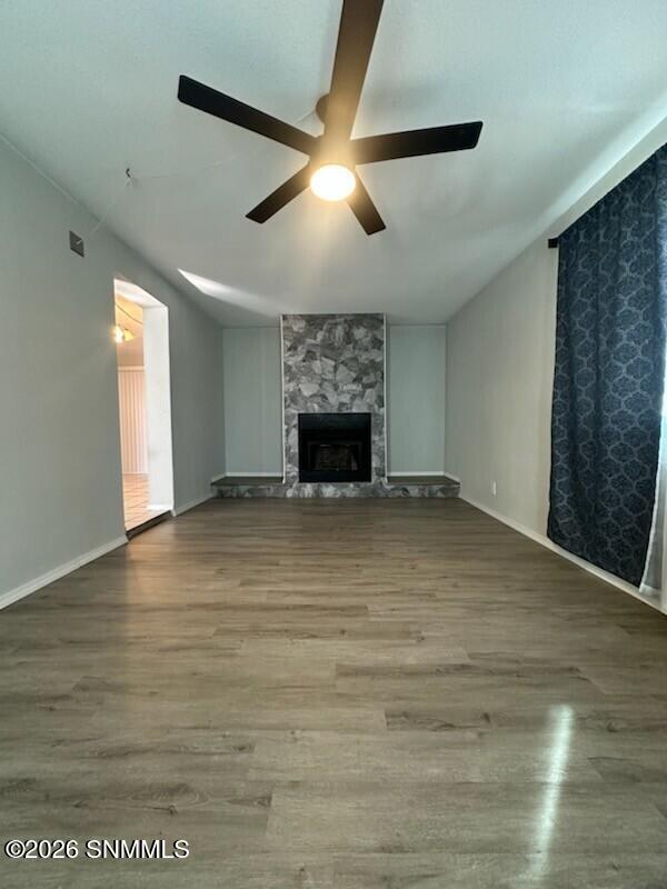 Building Photo - 1030 Maple St