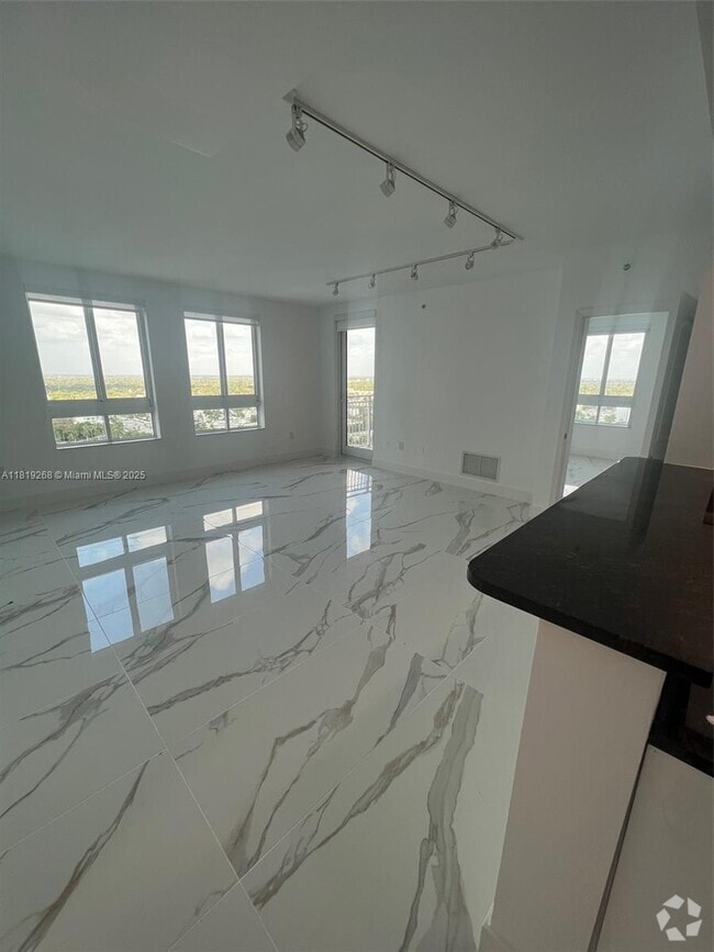 Building Photo - 7350 SW 89th St