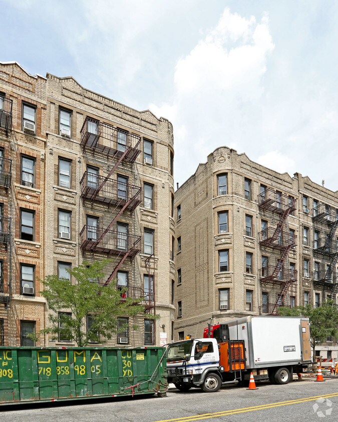 Building Photo - 102-104 Convent Ave